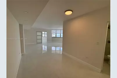 999 Brickell Bay Dr #1904, Miami, FL 33131 - Photo 7