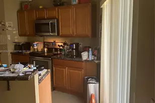 273 Springdale Cir, Palm Springs, FL 33461 - Photo 3