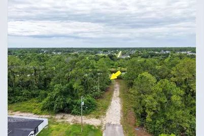 2814 Ida Ave N, Lehigh Acres, FL 33971 - Photo 11