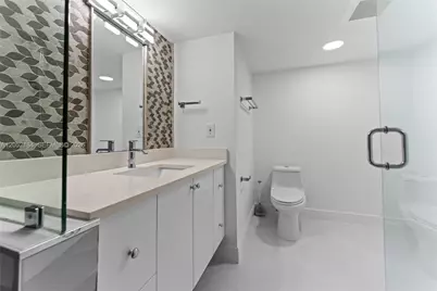 7135 Collins Ave #1535, Miami Beach, FL 33141 - Photo 21