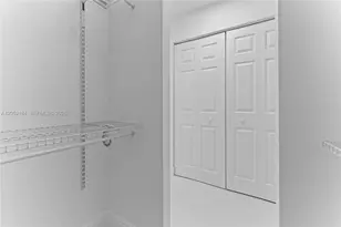 7135 Collins Ave, Miami Beach, FL 33141 - Photo 31