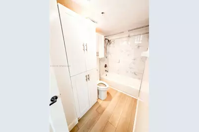 280 SW 20th Rd #504, Miami, FL 33129 - Photo 9