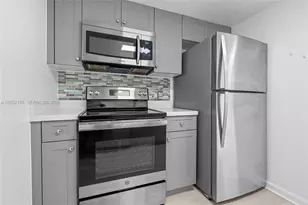 280 SW 20th Rd, Miami, FL 33129 - Photo 5