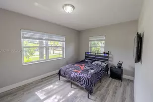 1120 S 28th Ave, Hollywood, FL 33020 - Photo 15