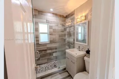 1120 S 28th Ave, Hollywood, FL 33020 - Photo 11