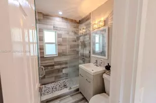 1120 S 28th Ave, Hollywood, FL 33020 - Photo 11