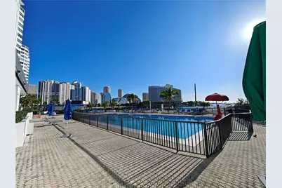 825 Brickell Bay Dr #350, Miami, FL 33131 - Photo 19