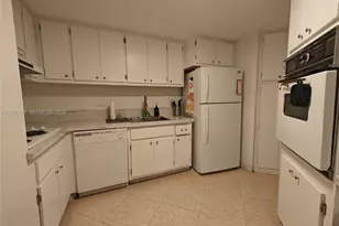 825 Brickell Bay Dr, Miami, FL 33131 - Photo 61