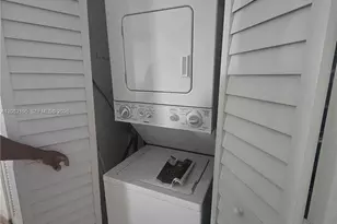 1750 W 46th St, Hialeah, FL 33012 - Photo 11