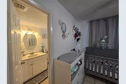 1750 W 46th St #518, Hialeah, FL 33012 - Photo 15