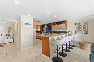 801 Palm Trail, Delray Beach, FL 33483 - Photo 9