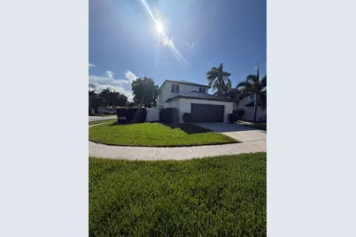 1920 NW 182nd Ter, Pembroke Pines, FL 33029 - Photo 3