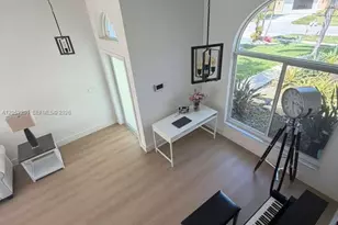 1920 NW 182nd Terrace, Pembroke Pines, FL 33029 - Photo 9
