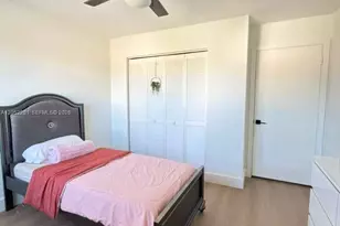 1920 NW 182nd Terrace, Pembroke Pines, FL 33029 - Photo 21