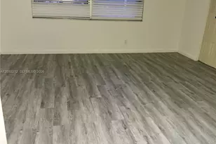 1000 SW 125th Ave, Pembroke Pines, FL 33027 - Photo 13
