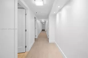 520 Brickell Key Dr, Miami, FL 33131 - Photo 19