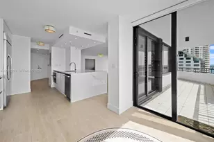 520 Brickell Key Dr, Miami, FL 33131 - Photo 15