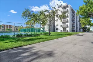 1301 NE 7th, Hallandale Beach, FL 33009 - Photo 3