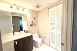 488 NE 18th St, Miami, FL 33132 - Photo 29