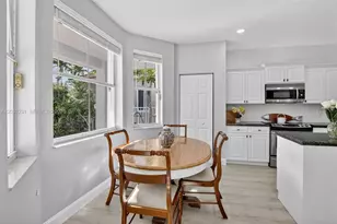 1311 Croton Ct, Weston, FL 33327 - Photo 23