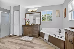 1311 Croton Ct, Weston, FL 33327 - Photo 35