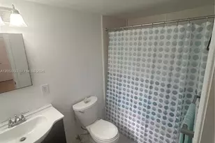 609 NE 6th Ct, Boynton Beach, FL 33435 - Photo 5