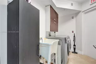 19111 Collins Ave, Sunny Isles Beach, FL 33160 - Photo 23