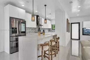 2484 SW 25th St, Miami, FL 33133 - Photo 11
