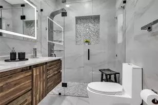 2484 SW 25th St, Miami, FL 33133 - Photo 19
