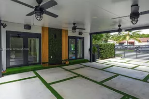 2484 SW 25th St, Miami, FL 33133 - Photo 45