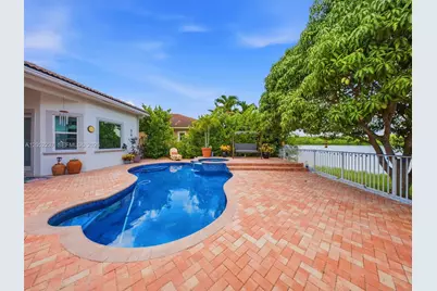 12307 NW 49th St, Coral Springs, FL 33076 - Photo 41