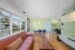 7207 Bay Dr, Miami Beach, FL 33141 - Photo 9