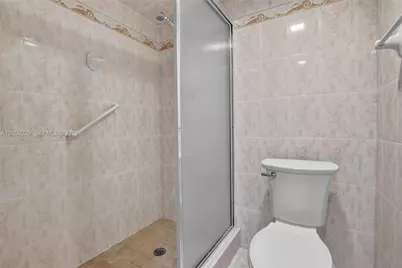 [Address not provided], Pembroke Pines, FL 33027 - Photo 17