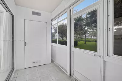 [Address not provided], Pembroke Pines, FL 33027 - Photo 19