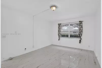[Address not provided], Pembroke Pines, FL 33027 - Photo 15