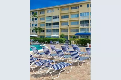 329 SE 3rd St #502S, Hallandale Beach, FL 33009 - Photo 23