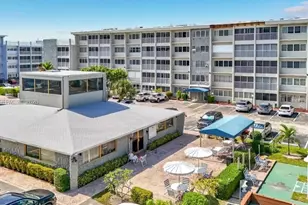 329 SE 3rd St, Hallandale Beach, FL 33009 - Photo 29