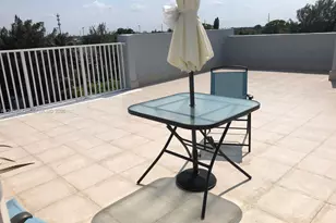 329 SE 3rd St, Hallandale Beach, FL 33009 - Photo 5