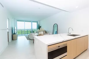 2411 Laguna Cir, North Miami, FL 33181 - Photo 7