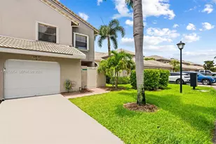 5285 Monterey Cir, Delray Beach, FL 33484 - Photo 3