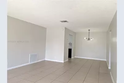 888 SW 62nd Ave, North Lauderdale, FL 33068 - Photo 7