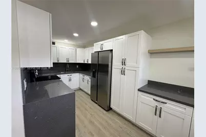 13255 SW 7th Ct #113D, Pembroke Pines, FL 33027 - Photo 5
