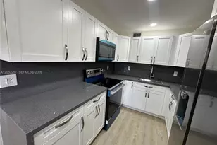 13255 SW 7th Ct, Pembroke Pines, FL 33027 - Photo 1