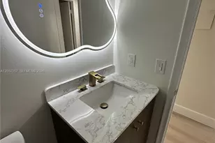 13255 SW 7th Ct, Pembroke Pines, FL 33027 - Photo 17