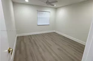 13255 SW 7th Ct, Pembroke Pines, FL 33027 - Photo 19