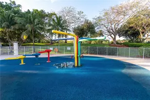 3929 Osprey Ct, Weston, FL 33331 - Photo 7