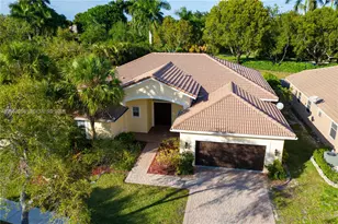 3929 Osprey Ct, Weston, FL 33331 - Photo 1