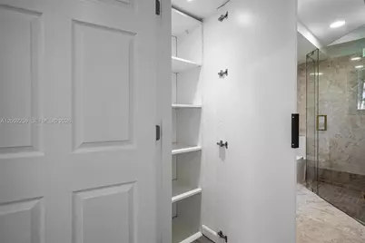 7810 Beachview Dr, North Bay Village, FL 33141 - Photo 47