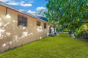 16420 NE 5th Ave, Miami, FL 33162 - Photo 1