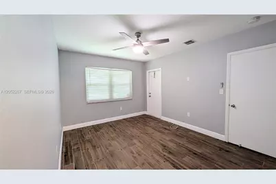 315 SE 23rd Ave #1-5, Pompano Beach, FL 33062 - Photo 5